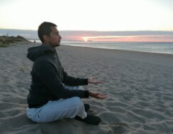 Yoga nomade pour tous Nicolas Le Roux Prof de yoga diplômé