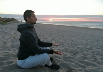 Yoga nomade pour tous Nicolas Le Roux Prof de yoga diplômé